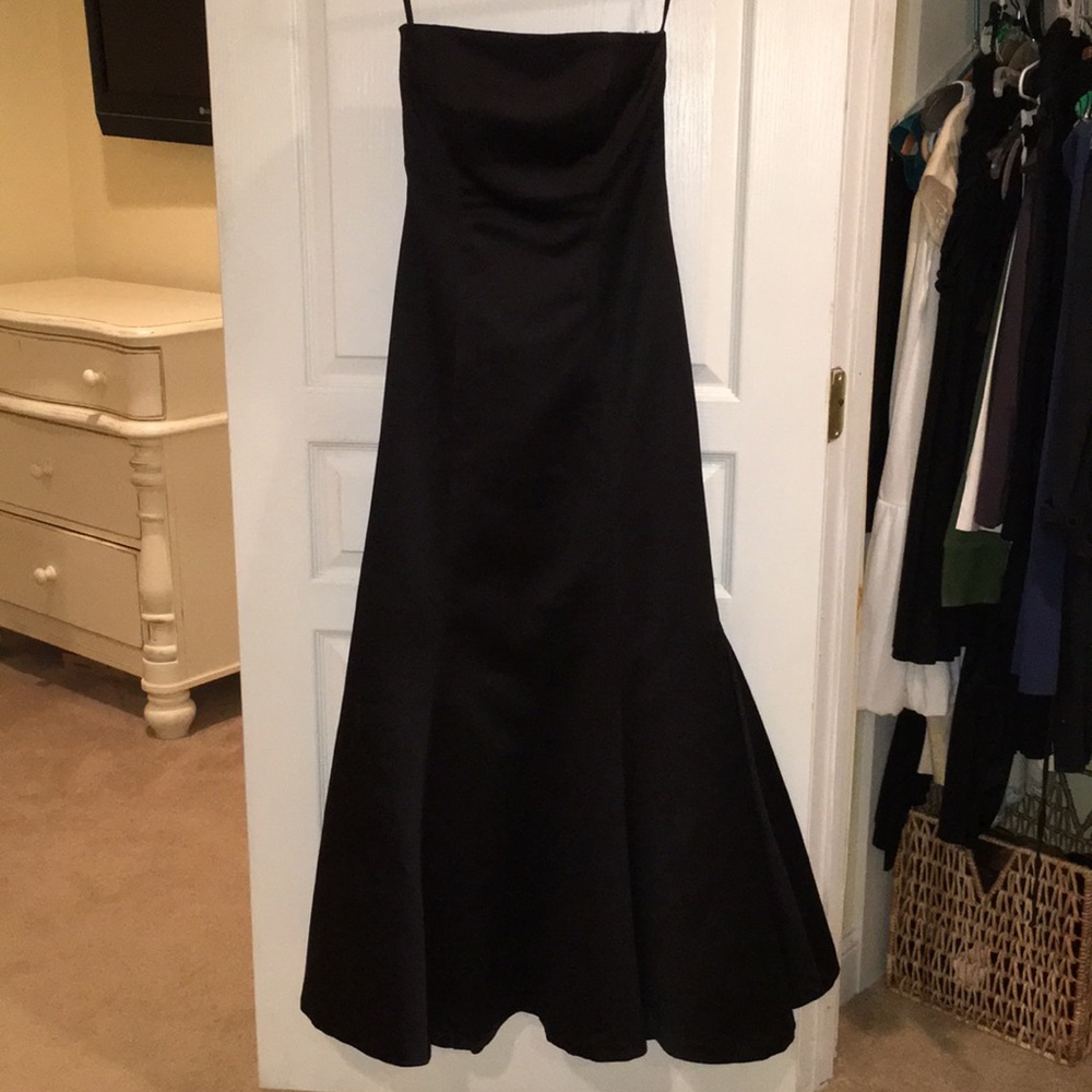 Vera Wang strapless A-Line classic black dress